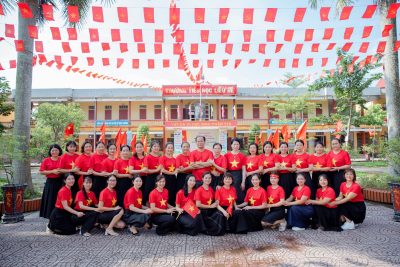 Trường Tiểu học Liễu Đề kỷ niệm 80 năm Cách mạng tháng Tám thành công và Quốc khánh nước Cộng hòa Xã hội Chủ nghĩa Việt Nam