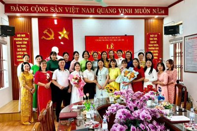 LỄ KẾT NẠP ĐẢNG VIÊN MỚI – CHI BỘ TRƯỜNG TIỂU HỌC LIỄU ĐỀ